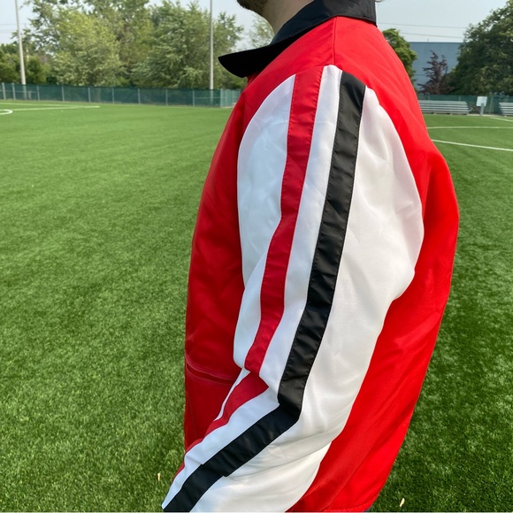 AVON Red Bomber Jacket - Picture 5 of 8